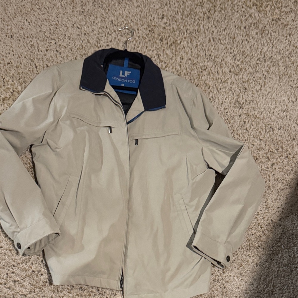 London Fog Men's Beige and Navy Jacket NWOT